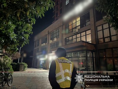 РФ атакувала Одещину КАБами та реактивними безпілотниками: пошкоджені будинки, склади й авто РФ атакувала Одещину КАБами та реактивними безпілотниками: пошкоджені будинки, склади й авто