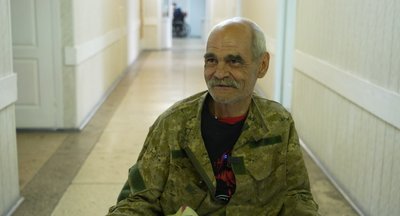 У Дніпрі напередодні різдвяних свят для поранених бійців зіграли бандуристки У Дніпрі напередодні різдвяних свят для поранених бійців зіграли бандуристки