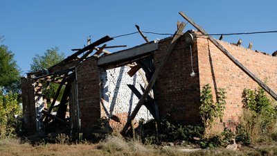 Живе за декілька кілометрів від кордону з Росією: історія одного мешканця Великописарівської громади