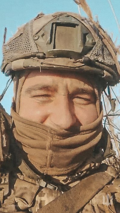 "Знаю потреби від солдата до офіцера". Історія військовослужбовця з Херсонщини на псевдо "Діловод" "Знаю потреби від солдата до офіцера". Історія військовослужбовця з Херсонщини на псевдо "Діловод"