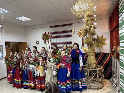 У Луцьку запрацювала "Різдвяна майстерня" У Луцьку запрацювала "Різдвяна майстерня"