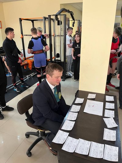 Визначили чемпіонів: у Житомирі пройшов відкритий чемпіонат області з класичного пауерліфтингу та жиму лежачи Визначили чемпіонів: у Житомирі пройшов відкритий чемпіонат області з класичного пауерліфтингу та жиму лежачи