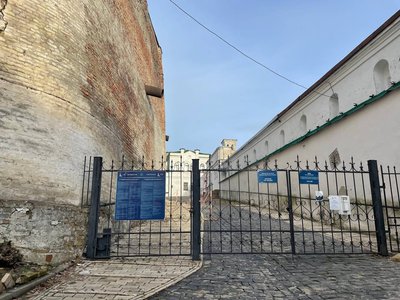 Два храми Києво-Печерської лаври закриті для богослужінь Два храми Києво-Печерської лаври закриті для богослужінь