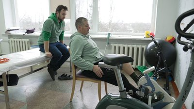 "Війна — це пекло на землі": оборонець проходить реабілітацію на Вінниччині "Війна — це пекло на землі": оборонець проходить реабілітацію на Вінниччині