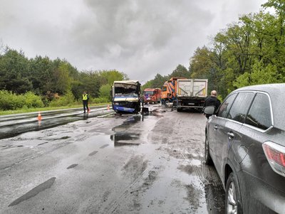 Біля Ківерців на Волині зіткнулися автобус і вантажівка: травмувалися 5 людей Біля Ківерців на Волині зіткнулися автобус і вантажівка: травмувалися 5 людей