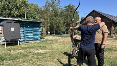 Ветерани опановують адаптивні види спорту: у Ромнах на Сумщині провели воркшоп Ветерани опановують адаптивні види спорту: у Ромнах на Сумщині провели воркшоп