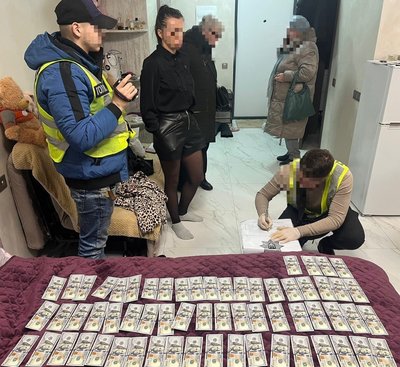 Торгували кокаїном: у Києві затримали учасників наркоугруповання Торгували кокаїном: у Києві затримали учасників наркоугруповання