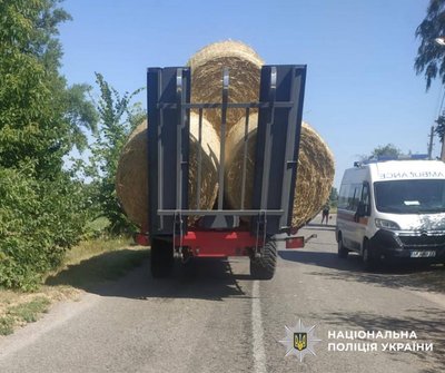 Алкоголь у крові перевищував норму у 8 разів: на Київщині п'яний тракторист збив на смерть 6-річну дівчинку Алкоголь у крові перевищував норму у 8 разів: на Київщині п'яний тракторист збив на смерть 6-річну дівчинку