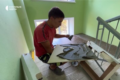 На Одещині відновлюють будинки, які пошкодили російські дрони в ніч на 24 липня На Одещині відновлюють будинки, які пошкодили російські дрони в ніч на 24 липня