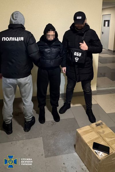 Переправляли до Закарпаття оптові партії кокаїну та збували його у столиці: підозрюють учасників контрабанди Переправляли до Закарпаття оптові партії кокаїну та збували його у столиці: підозрюють учасників контрабанди