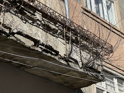 Балкон на вулиці Смаль-Стоцького Чернівці Балкон на вулиці Смаль-Стоцького Чернівці