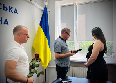 На Одещині родинам загиблих військовослужбовців вручили державні нагороди На Одещині родинам загиблих військовослужбовців вручили державні нагороди