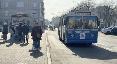 "Вимкни двигун — вшануй героїв": черкасців закликають виходити на хвилину мовчання "Вимкни двигун — вшануй героїв": черкасців закликають виходити на хвилину мовчання