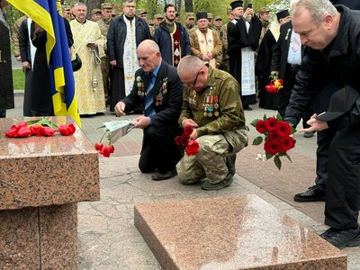 Річниця аварії на ЧАЕС: у Черкасах вшанували памʼять ліквідаторів