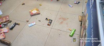 крадіжки обладнання та товару з магазину крадіжки обладнання та товару з магазину