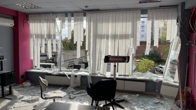 Удар безпілотника по офісній будівлі у Харкові вранці 22 жовтня 2026 року Удар безпілотника по офісній будівлі у Харкові вранці 22 жовтня 2026 року