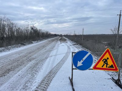 На Херсонщині ремонтують дорогу Орлово-Іванівка На Херсонщині ремонтують дорогу Орлово-Іванівка