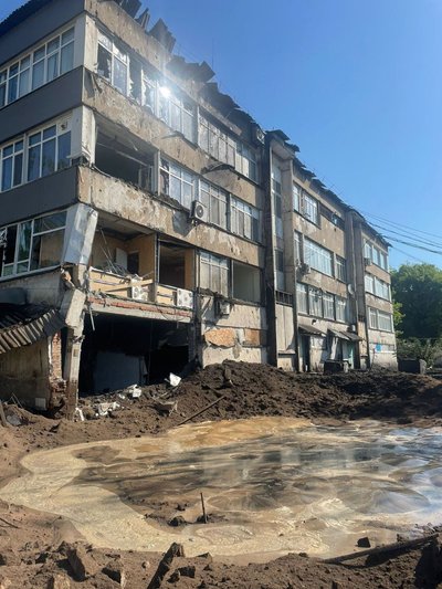 Наслідки обстрілу Слов'янська 3 червня