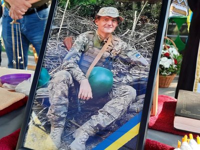 Загинули у боях на Донеччині. У Кропивницькому попрощалися з трьома бійцями