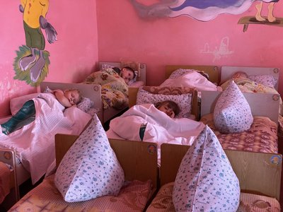 У Зінькові на Полтавщині відновив роботу дитсадок "Сонечко": чому деякі батьки не повертають дітей У Зінькові на Полтавщині відновив роботу дитсадок "Сонечко": чому деякі батьки не повертають дітей