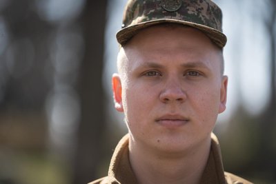 У 19 років боронив Харків від армії РФ: історія нацгвардійця з Дніпропетровщини, який пробув у оточенні півтора місяця У 19 років боронив Харків від армії РФ: історія нацгвардійця з Дніпропетровщини, який пробув у оточенні півтора місяця