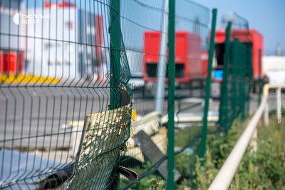 Після влучання БпЛА: який вигляд має термінал «Нової пошти» на Одещині
