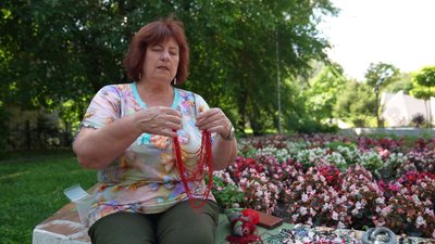 «Це моя втіха»: як майстриня з Черкас створює намисто «Це моя втіха»: як майстриня з Черкас створює намисто