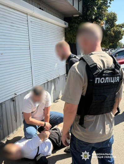 Жителя Одещини затримали за підозрою в хабарництві Жителя Одещини затримали за підозрою в хабарництві