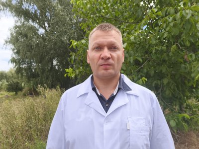 Обробили близько 20 гектарів, а площа зменшилася за 30 %: як у Дніпрі борються з амброзією Обробили близько 20 гектарів, а площа зменшилася за 30 %: як у Дніпрі борються з амброзією