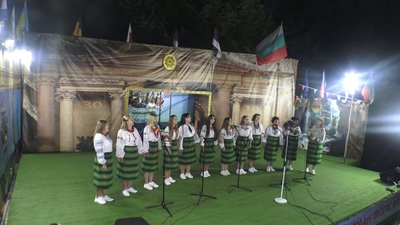 Колективи з Рівненщини взяли участь у міжнародному фестивалі в Болгарії Колективи з Рівненщини взяли участь у міжнародному фестивалі в Болгарії