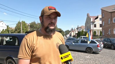 Останній бій прийняли на Донеччині: у Луцьку попрощалися з воїнами Миколою Стасюком і Сергієм Токарчуком Останній бій прийняли на Донеччині: у Луцьку попрощалися з воїнами Миколою Стасюком і Сергієм Токарчуком