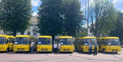 15 автобусів передали громадам Хмельниччини, 18 червня 2026 року, Хмельницький 15 автобусів передали громадам Хмельниччини, 18 червня 2026 року, Хмельницький