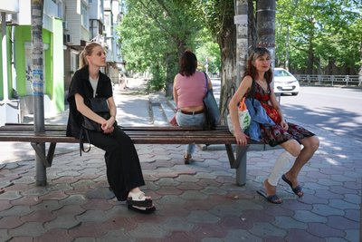 Безперервні атаки РФ на школи, лікарні та житлові райони. Перші дні липня у Херсоні — фото Безперервні атаки РФ на школи, лікарні та житлові райони. Перші дні липня у Херсоні — фото