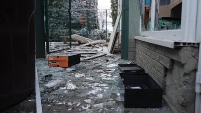 “Вибух дуже сильний був”: які наслідки обстрілу у селі Піщане