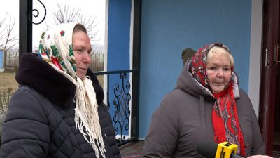 Парафіяни церкви на Волині колядували селами, щоб заробити гроші на храм Парафіяни церкви на Волині колядували селами, щоб заробити гроші на храм