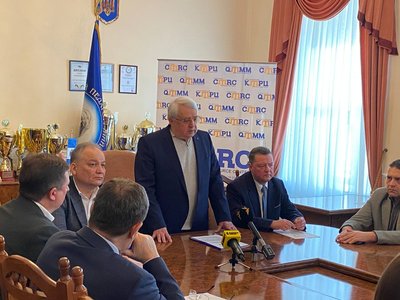 Підписання Меморандуму між Кримськотатарським Ресурсним Центром та Українським державним університетом імені Михайла Драгоманова Підписання Меморандуму між Кримськотатарським Ресурсним Центром та Українським державним університетом імені Михайла Драгоманова