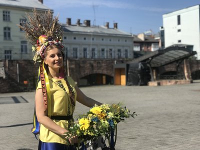 Мар'яна Вершиніна розповіла про 11 велопарад дівчат в Івано-Франківську Мар'яна Вершиніна розповіла про 11 велопарад дівчат в Івано-Франківську