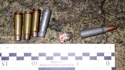 Стрілянина по вікнах сусіда: на Рівненщині затримали чоловіка Стрілянина по вікнах сусіда: на Рівненщині затримали чоловіка