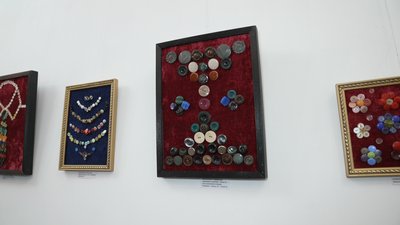 Понад 2 тисячі експонатів: житель Вінниччини зібрав колекцію ґудзиків