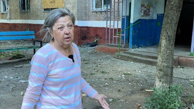 «Мене врятувало те, що пішла в туалет»: історії жителів Краматорська після удару авіабомбами «Мене врятувало те, що пішла в туалет»: історії жителів Краматорська після удару авіабомбами