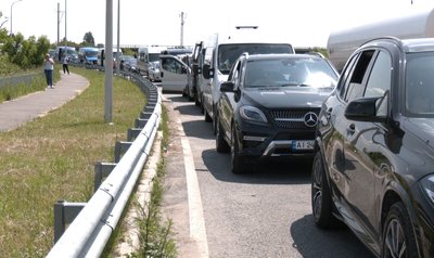 Черги на кордоні: як у літній період працюють пункти пропуску з Польщею на Волині Черги на кордоні: як у літній період працюють пункти пропуску з Польщею на Волині
