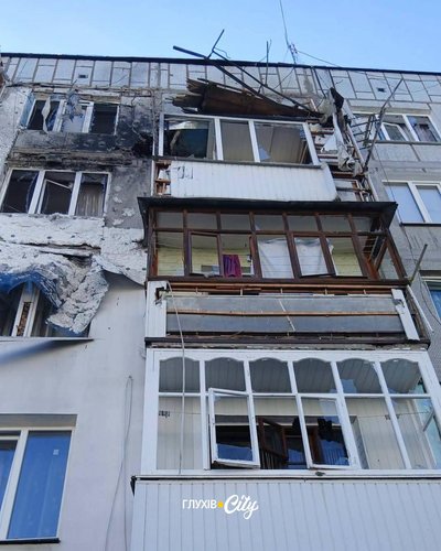 Через обстріл у Глухові на Сумщині травмована жінка Через обстріл у Глухові на Сумщині травмована жінка