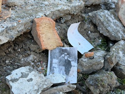 Через влучання дроном по приватному сектору Дніпра загинуло подружжя переселенців Через влучання дроном по приватному сектору Дніпра загинуло подружжя переселенців