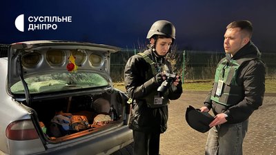 Вдалось уникнути FPV-дрона: як спецтехніка врятувала журналістів Суспільне Дніпро Вдалось уникнути FPV-дрона: як спецтехніка врятувала журналістів Суспільне Дніпро