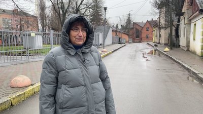 Синоптикиня обласного центру з гідрометеорології Ніна Мороз Синоптикиня обласного центру з гідрометеорології Ніна Мороз