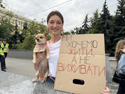 В Україні тривають протести проти відставки Федорова. День шостий В Україні тривають протести проти відставки Федорова. День шостий