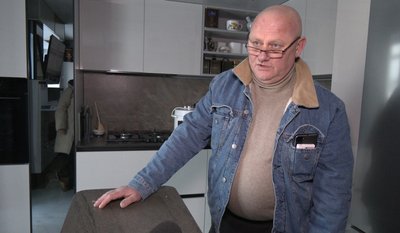 Тарас Николишин, придбав для сина квартиру у будинку на вулиці Шептицького 101-А у Петрикові, 24 лютого 2026 року