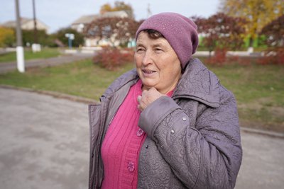 "Влучання було в могилу, там баба Галя похована": очевидці розповіли про обстріл Хотіні на Сумщині "Влучання було в могилу, там баба Галя похована": очевидці розповіли про обстріл Хотіні на Сумщині