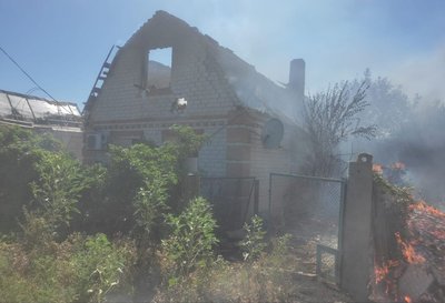 Загиблий через ракетну атаку, обстріли Нікопольщини, сморід від свиноферми. Головні новини Дніпра та області 15 серпня Загиблий через ракетну атаку, обстріли Нікопольщини, сморід від свиноферми. Головні новини Дніпра та області 15 серпня