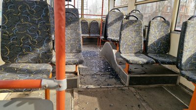 Знищений готель та удар по медиках: що розповіли містяни про атаку балістикою на Кривий Ріг Знищений готель та удар по медиках: що розповіли містяни про атаку балістикою на Кривий Ріг